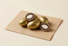 Драже: миндаль со вкусом мокко, золотистое покрытие