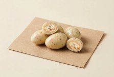 Драже с бисквитной начинкой, клубника