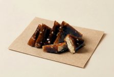 Мыска-треугольники с мёдом и фундуком
