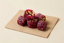 Рахат-лукум по-алеппски, ломтики с гранатом и фисташкой