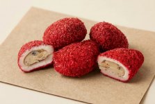 Рахат-лукум лунный свёрток с кремом, в красной кокосовой обсыпке