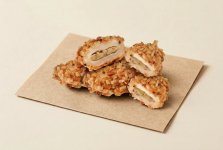 Рахат-лукум лунный свёрток с кремом, в обсыпке из фундучной крошки
