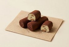 Рахат-лукум ролл с кремом из карамелизированного печенья