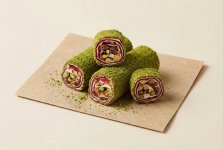Рахат-лукум рулет с гранатом и фисташкой, в обсыпке из молотой фисташки