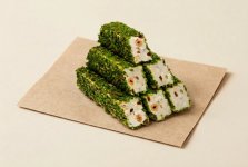 Королевский рахат-лукум с ореховым ассорти, в обсыпке из фисташковой крошки