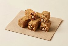 Королевский рахат-лукум с мёдом и фундуком, в обсыпке из молотого фундука