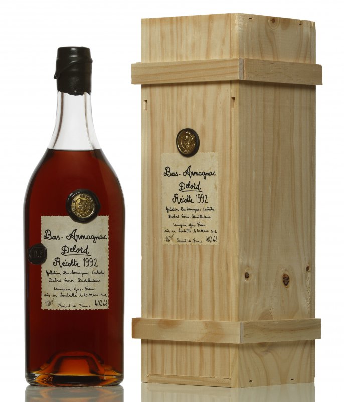 Bas armagnac delord 0.7 цена. Бренди Арманьяк Delord. Арманьяк bas-Armagnac Delord. Бренди бас Арманьяк Делор. Арманьяк бас Делор 1893.